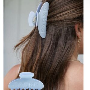 PARKE Light Blue Hair Claw Clip